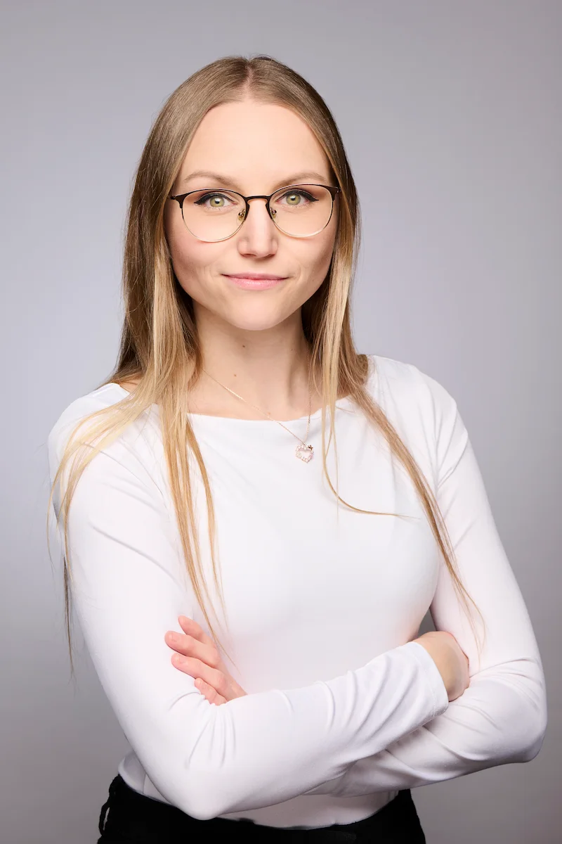 Selina Neustifter - Web Developer / Support